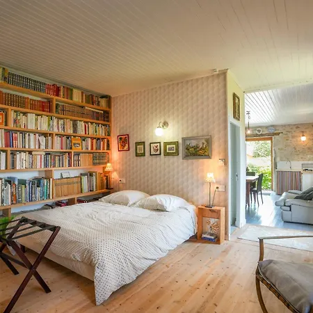 La Pause - A Moins D1 Km De La *