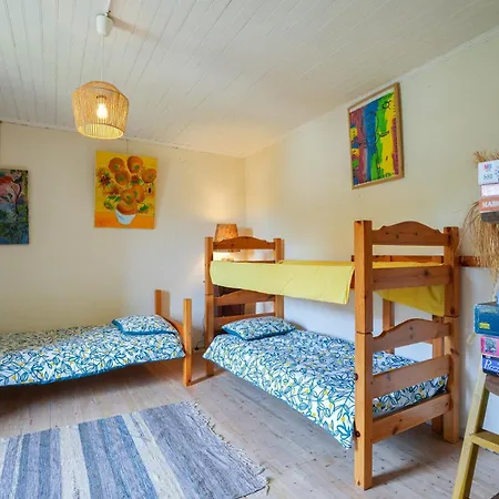 La Pause - A Moins D1 Km De La